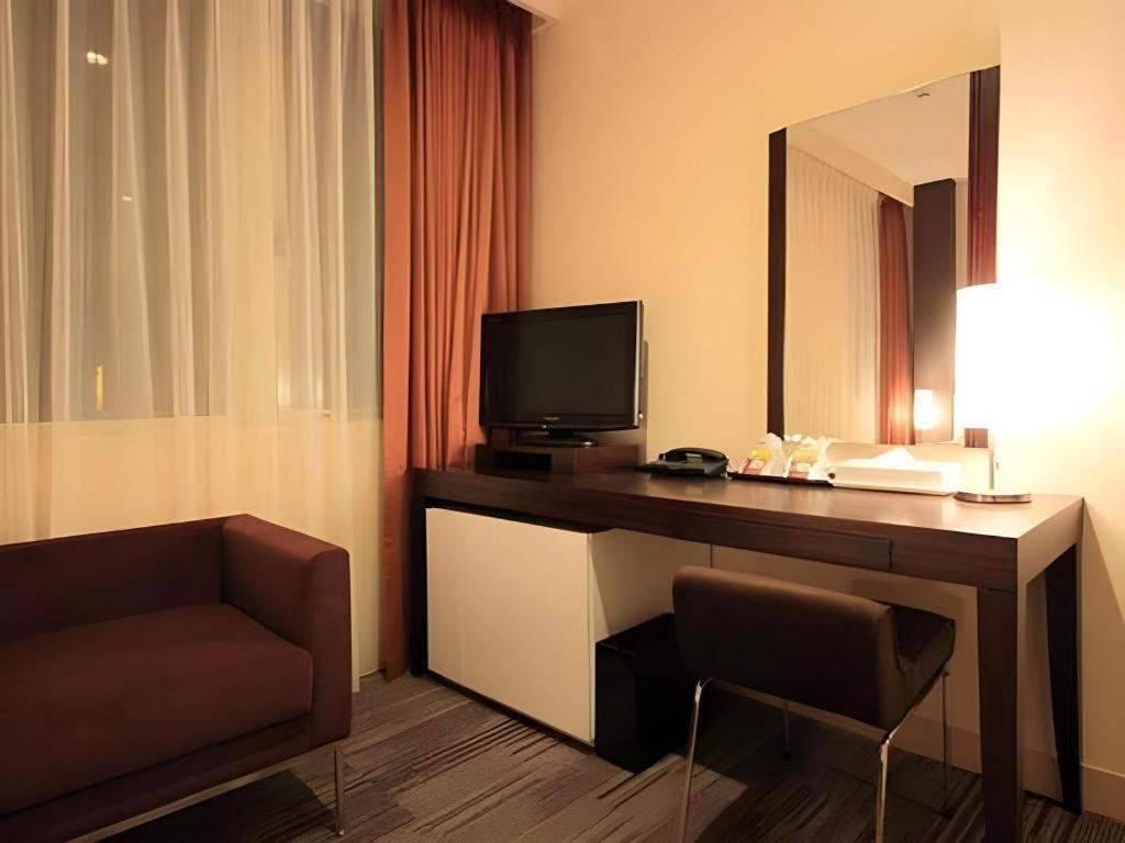 Hotel Yuquesta Asahibashi Naha Kültér fotó