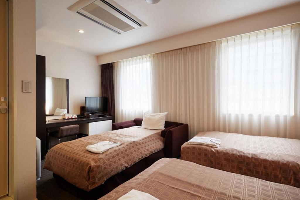 Hotel Yuquesta Asahibashi Naha Kültér fotó