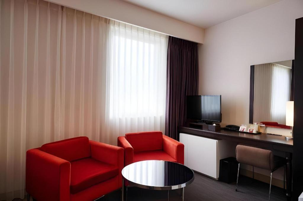 Hotel Yuquesta Asahibashi Naha Kültér fotó