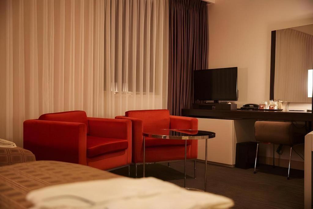 Hotel Yuquesta Asahibashi Naha Kültér fotó